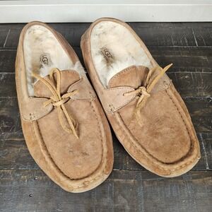 UGG Byron Mens Size 10 Tan Suede Sheepskin Lined Slip On Slipper 5102 lace-up
